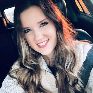 Meet your Posher, Savannah